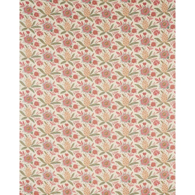 Inspired by a turn-of-the-18th-century French chintz, Lafayette Botanical features an exuberant flower and pineapple print...