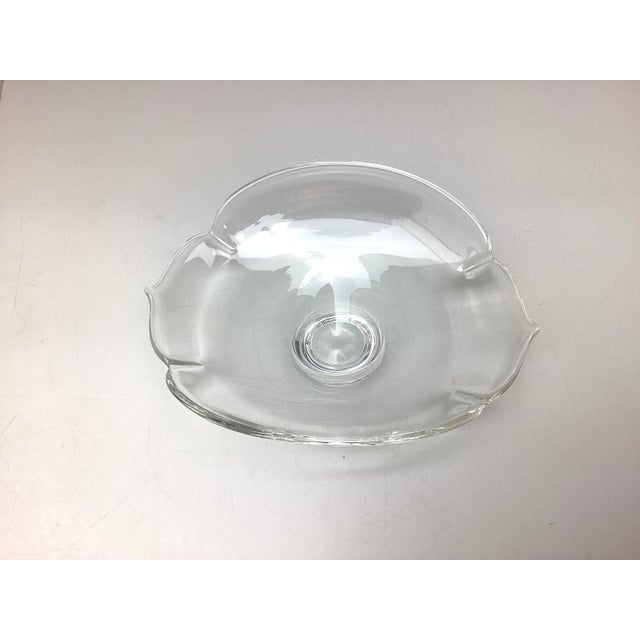 Steuben 9" Round Crimped Bowl Calyx by Donald Pollard For Sale In New York - Image 6 of 6