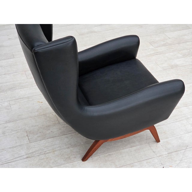 Vintage Danish Lounge Chair in Leather and Teak by Illum Wikkelsø for Søren Willadsen Møbelfabrik, 1960s For Sale - Image 12 of 18