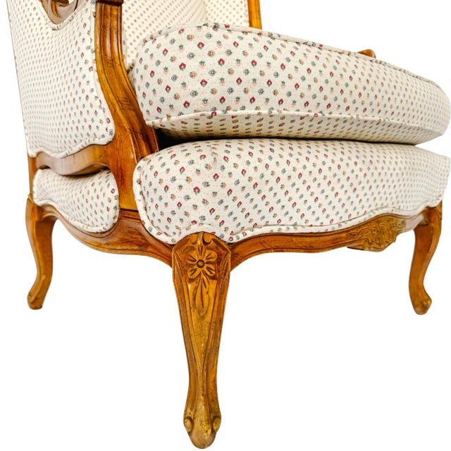 French Provincial Louis XV Bergere Armchair With Carved Wood Frame & Petite Floral Upholstery For Sale - Image 9 of 16