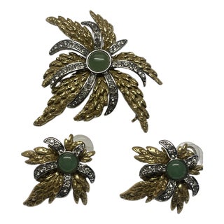 1920s Gold/Jade Pin & Earring Set, 3 Pieces For Sale