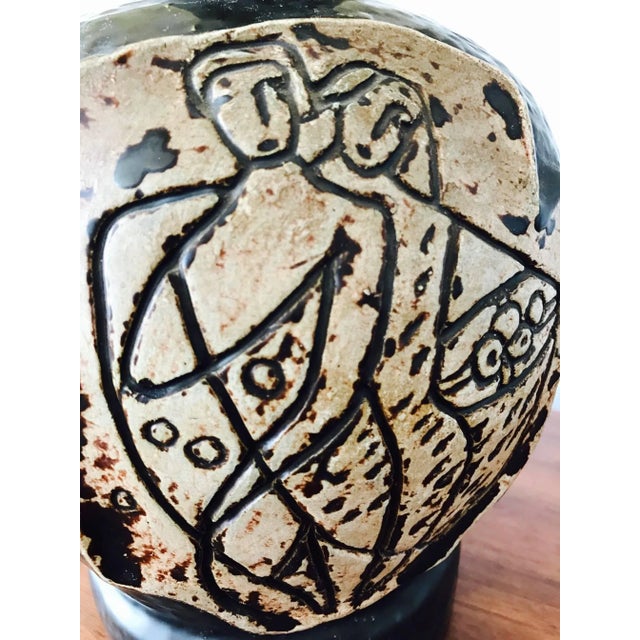 Mid-Century Modern 1950s Figural Ceramic Lamp For Sale - Image 3 of 11