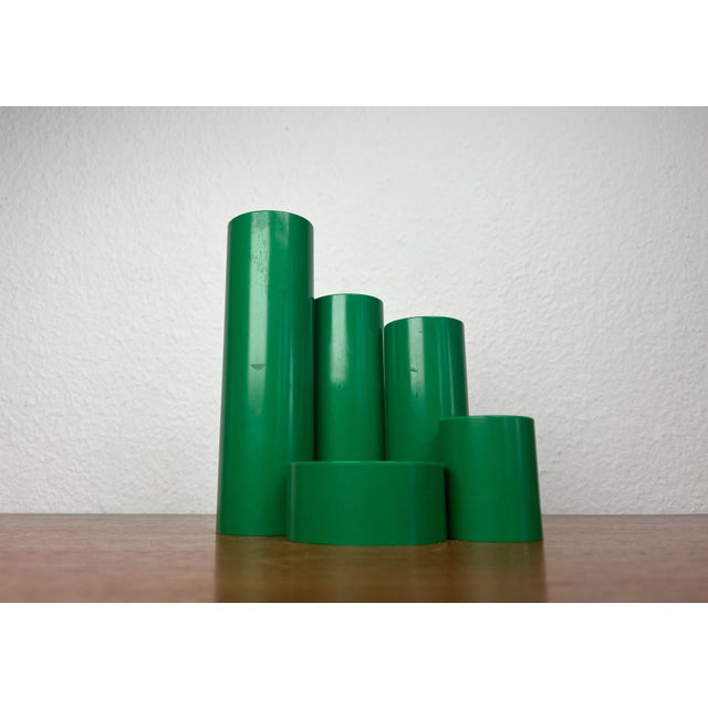 Space Age German Green Desk Utensilo, in Very Good conditions. Designed 1960 to 1969