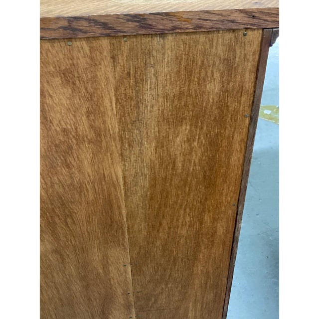 Antique Quarter-Sawn Oak Sheet Music Cabinet – Arts & Crafts Mission Style, Circa 1900s For Sale - Image 4 of 11