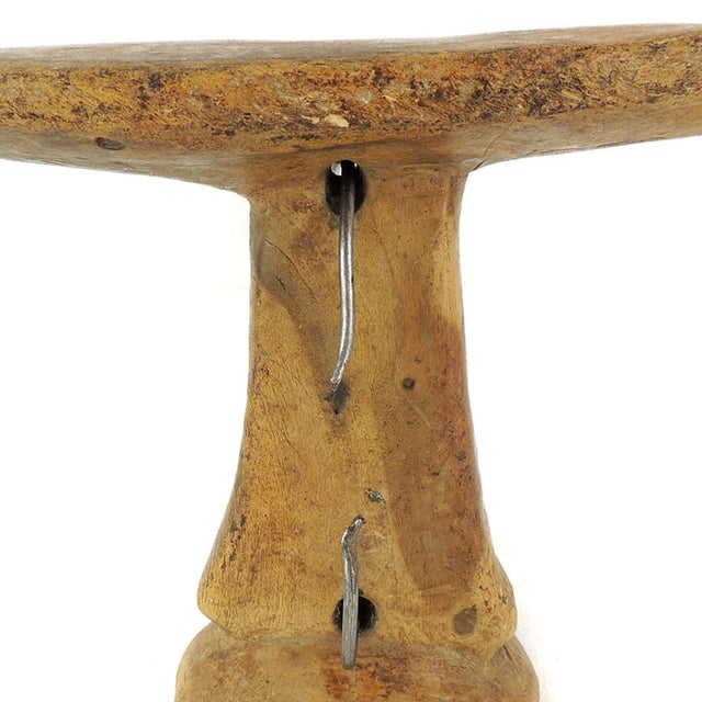 Early 20th Century Turkana Wood Headrest with Handle Kenya For Sale - Image 4 of 5