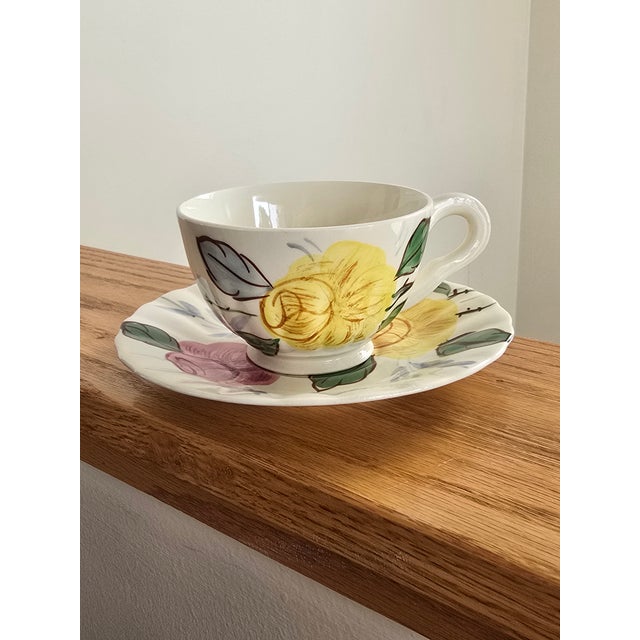 White Vintage Hand-Painted Floral Tea Set With Cups, Saucers & Plates – 16 Pieces For Sale - Image 8 of 8