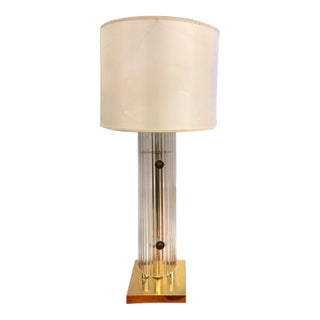 Mid Century Lucite Acrylic Lamp With a Three Way Illuminated Lamp Body For Sale