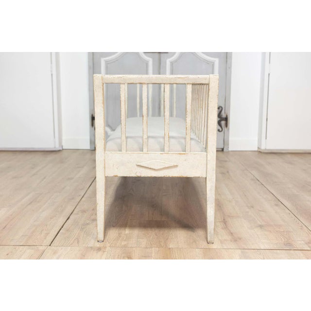 Wood Swedish Gustavian Style Gray Painted Sofa Bench with Raised Diamond Motifs For Sale - Image 7 of 11
