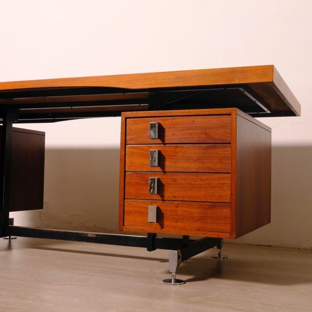 Executive Desk in Rosewood, Italy, 1950s-1960s For Sale - Image 12 of 18