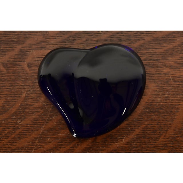 Elsa Peretti for Tiffany & Co. Cobalt Blue Murano Glass Heart Shaped Paperweight For Sale In South Bend - Image 6 of 10