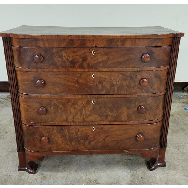 Circa 1830 American Empire Figured Mahogany Bow-Front 4-Drawer Chest For Sale - Image 11 of 13