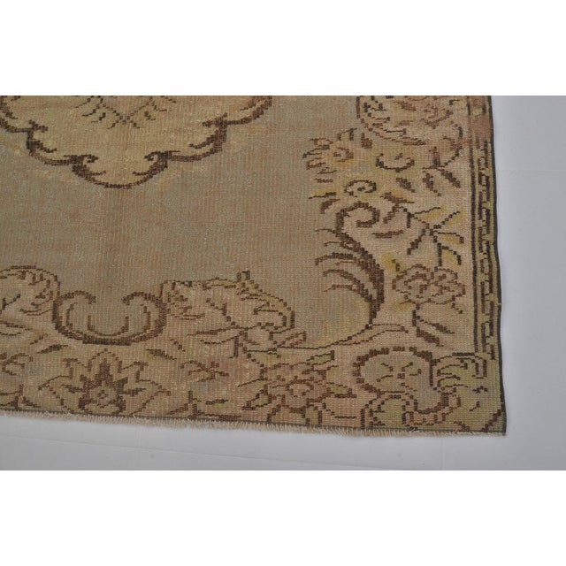 Vintage Modern Decor Living Room Rug in Pastel For Sale - Image 10 of 11