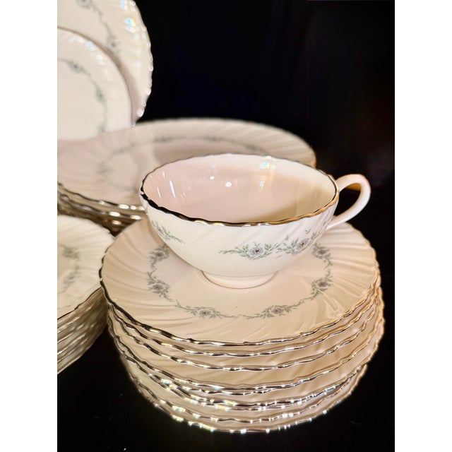 Alabaster 1980s Lenox Musette Service for Eight Dinnerware - 40 pcs For Sale - Image 8 of 12