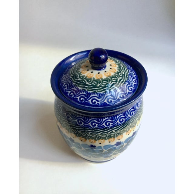 Vintage Maria Starzyk Hand Painted Bue "Pansy" Pottery Lidded Jar For Sale In New York - Image 6 of 12