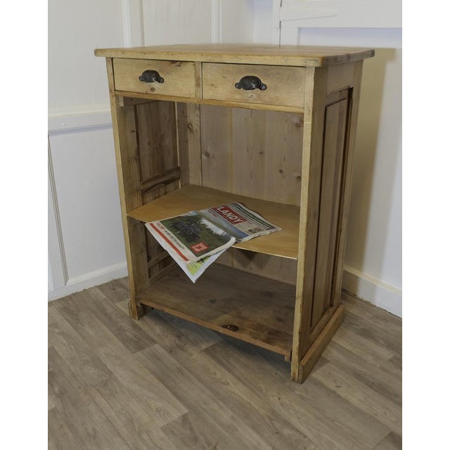 Wood Hotel Restaurant Reception Hostess Greeting Station in Pine For Sale - Image 7 of 9