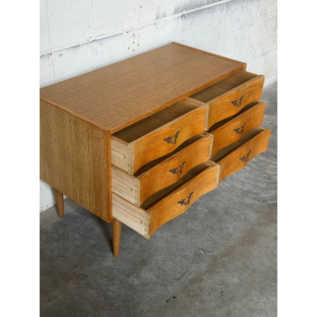 Oak Dresser With 6 Drawers Danish Mid-Century Modern 1960s For Sale In Los Angeles - Image 6 of 9