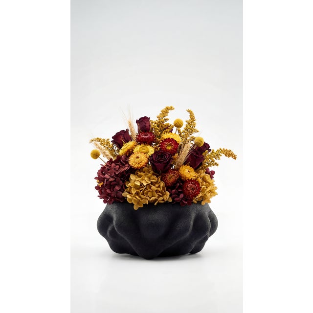 3D Printed Black Sand Vase by Bryant Creative Industries S.L. For Sale - Image 6 of 6