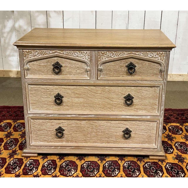 English Chest of Drawers in Limed Oak, 1950s For Sale - Image 15 of 15