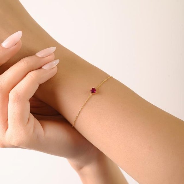 Not Yet Made - Made To Order VRJewels Minimalist Prong Set 14k Solid Gold Ruby Heart Bracelet for Love For Sale - Image 5 of 14