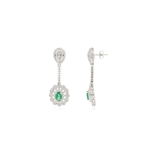 14k White Gold Cluster Diamond Emerald Floral Earrings- A Pair For Sale - Image 4 of 11