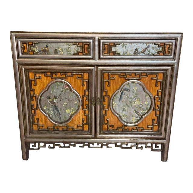 Mid 20th Century Chinoiserie Painted Wood and Mirrored Glass Chest For Sale
