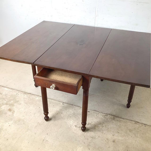 Wood American Empire-Style Walnut Drop-Leaf Gate-Leg Table With Single Drawer For Sale - Image 7 of 17