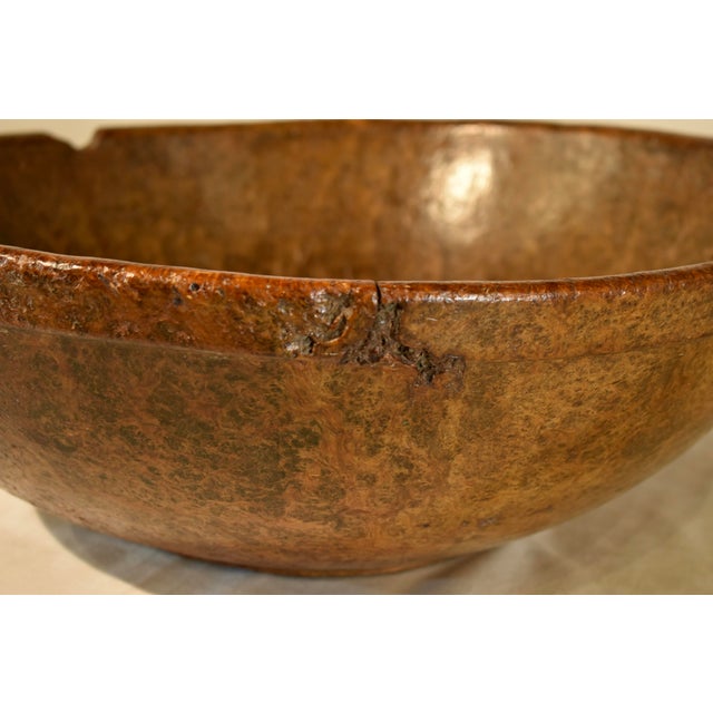 18th Century Very Large Burl Bowl For Sale - Image 4 of 11