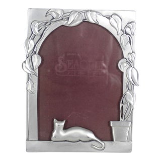 Vintage Pewter Picture Frame 5 X 7 Large Seagull Canada Cat Plant Easel Table Top Photograph Portrait Rectangular Photo Pf207 For Sale