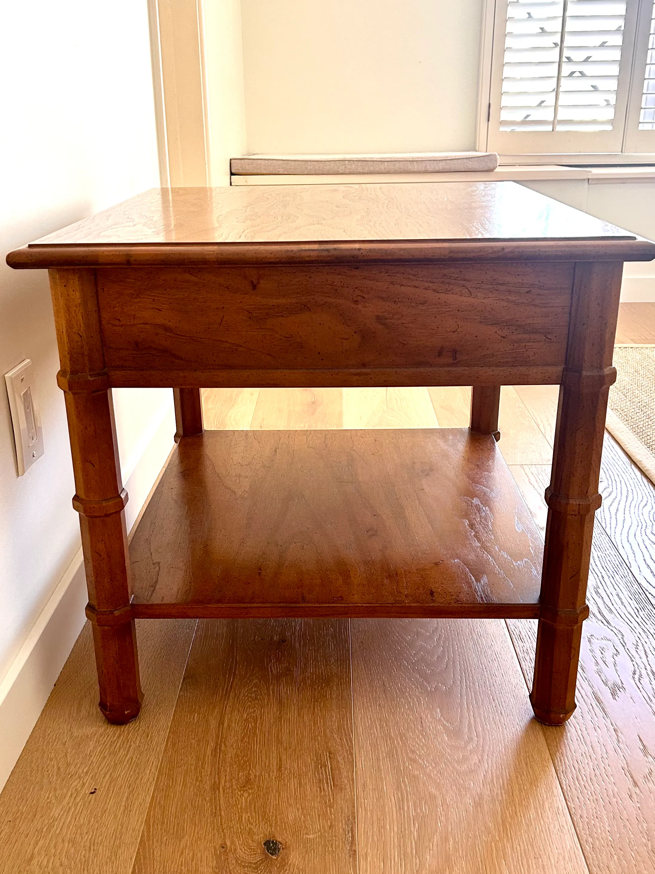 1970s Vintage Drexel Heritage End Table/ Nightstand | Chairish