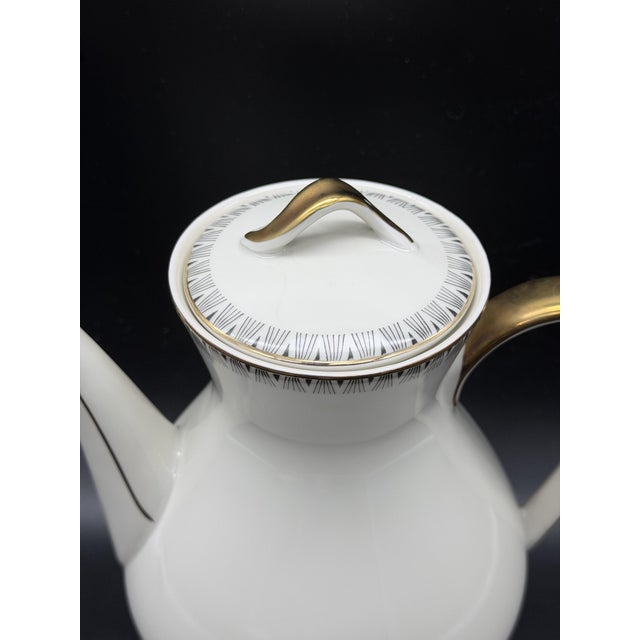 White Service from Winterling Marktleuthen Bavaria, 1960s, Set of 26 For Sale - Image 8 of 15