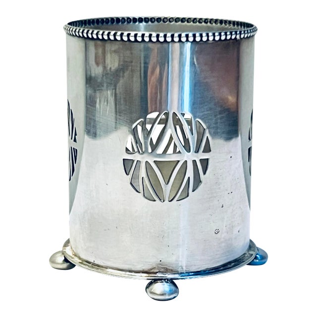 Antique Israel Freeman & Sons (i.f.s. Ltd.) Silver Plate Vanity Display, Makeup or Cigarette Holder For Sale