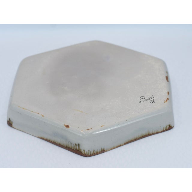 Mexican Handcrafted Ken Edwards Studio Hexagon Platter Tonala Mexico Folk Art Pottery For Sale - Image 3 of 6