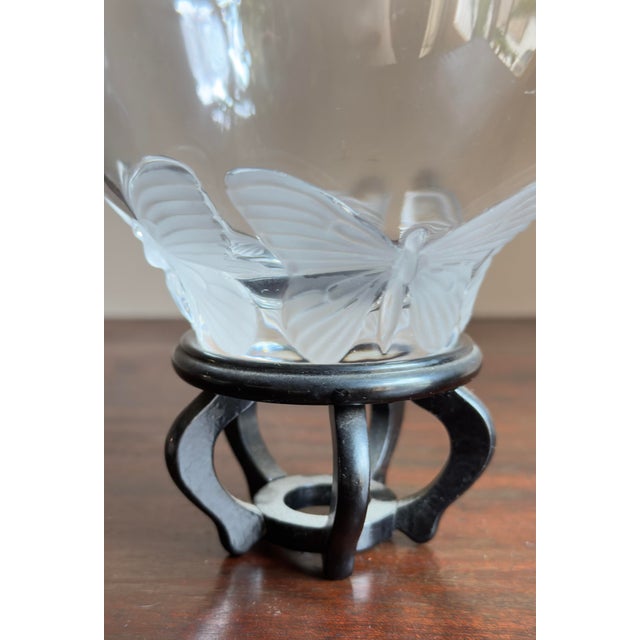 Postmodern Vintage Postmodern Crystal Butterfly Bowl on Stand, Signed Kai Yin Lo 1989 For Sale - Image 3 of 8