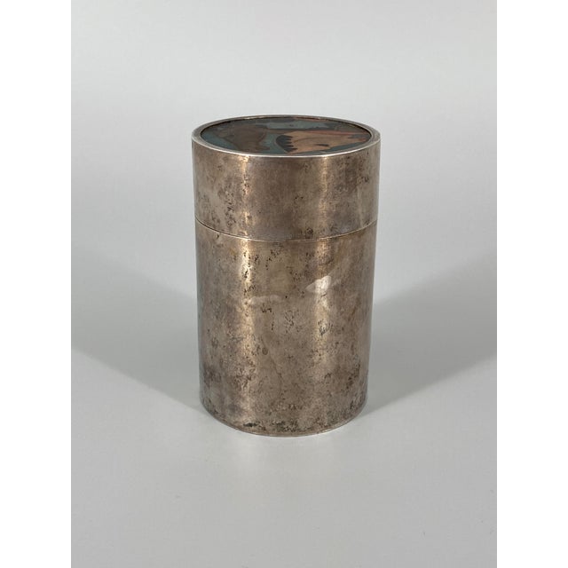 1920s Art Deco Cylindrical Cigarette Case in 835 Silver, 1920s For Sale - Image 5 of 17