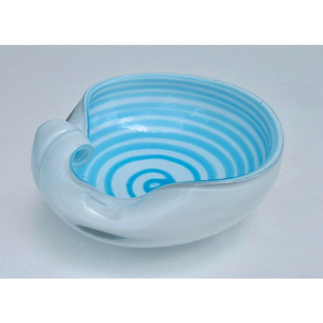 Glass C.1960's Italian Hand-Blown Alfredo Barbini "Infinity," Swirl Triple Cased Murano Catchall Bowl For Sale - Image 7 of 18