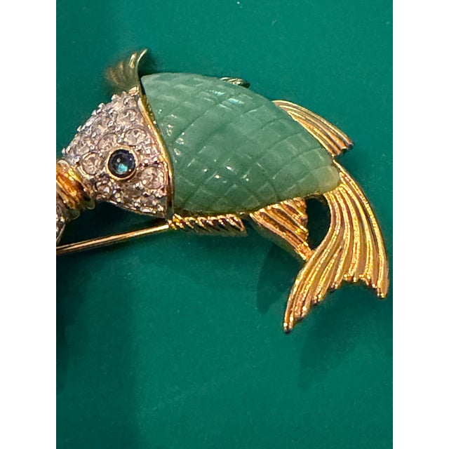 Jade Vintage Kenneth J. Lane Kissing Fish Brooch For Sale - Image 8 of 10