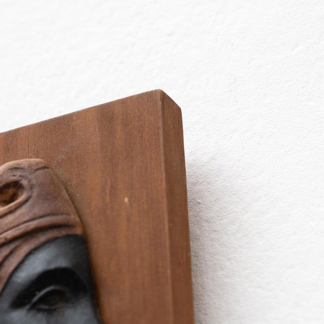 Traditional Wooden Artwork Wall Catalan Religious Virgin La Moreneta, 1990s For Sale - Image 11 of 14