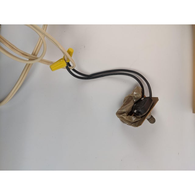 Metal Vintage 14" Adjustable Brass Gallery Picture Light – Articulated Single Arm & Built-in Switch For Sale - Image 7 of 11