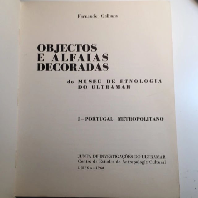 Do Museu de Ethologia do Ultramar 1-Portugal Metropolitano. By Fernando Galhano. Junta de Investigacoes do Ultramar -...