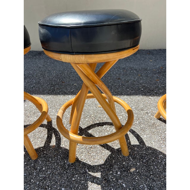 1950s Mid Century Rattan Swivel Spiral Leg Bar Stools - Set of 4 For Sale In West Palm - Image 6 of 8