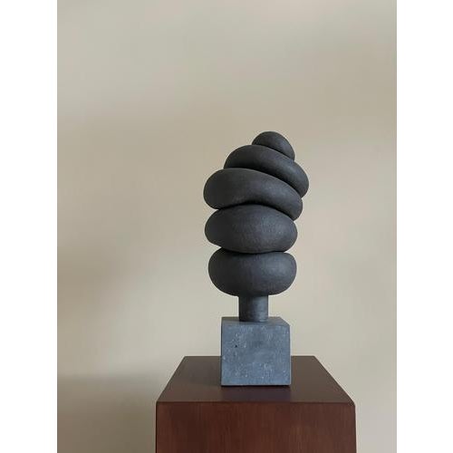 Modder Reclaiming Her Power Ceramic Sculpture by Françoise Jeffrey For Sale - Image 4 of 8