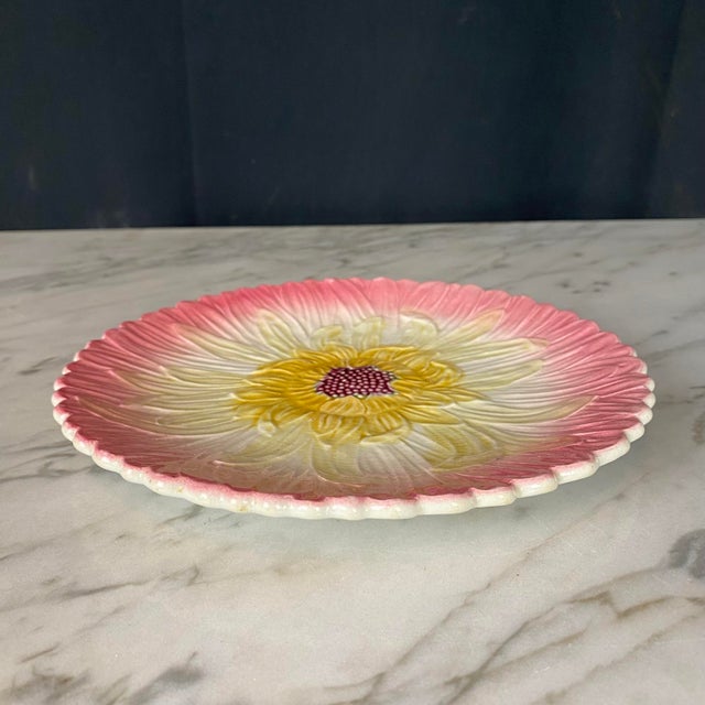 Late 19th Century French Orchies Majolica Pink Daisy Floral Plate Circa 1890 For Sale - Image 5 of 8