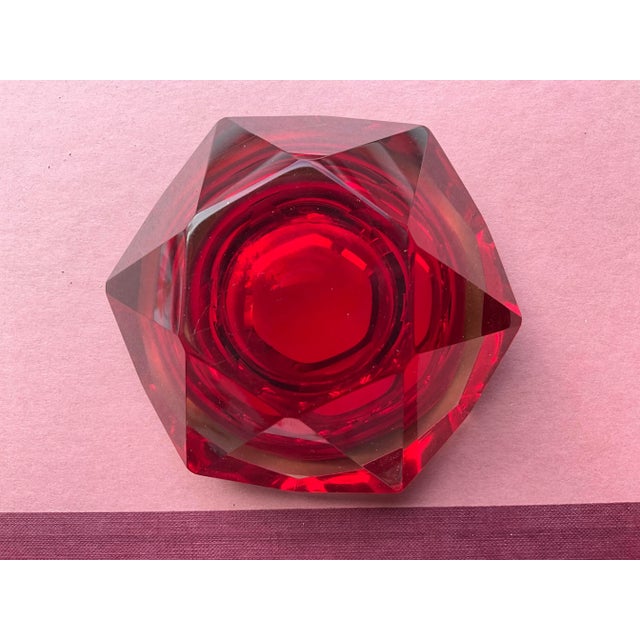 1970s Mandruzzato Italian Handblown Murano Faceted Diamond Cut Bowl For Sale - Image 10 of 11