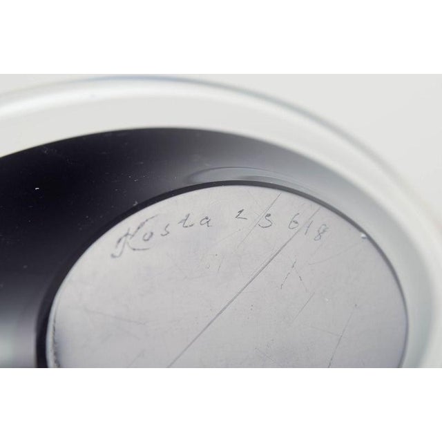 Vintage Swedish Boat Shaped Bowl in Clear and Black Art Glass from Kosta Boda, 1970s For Sale - Image 4 of 5