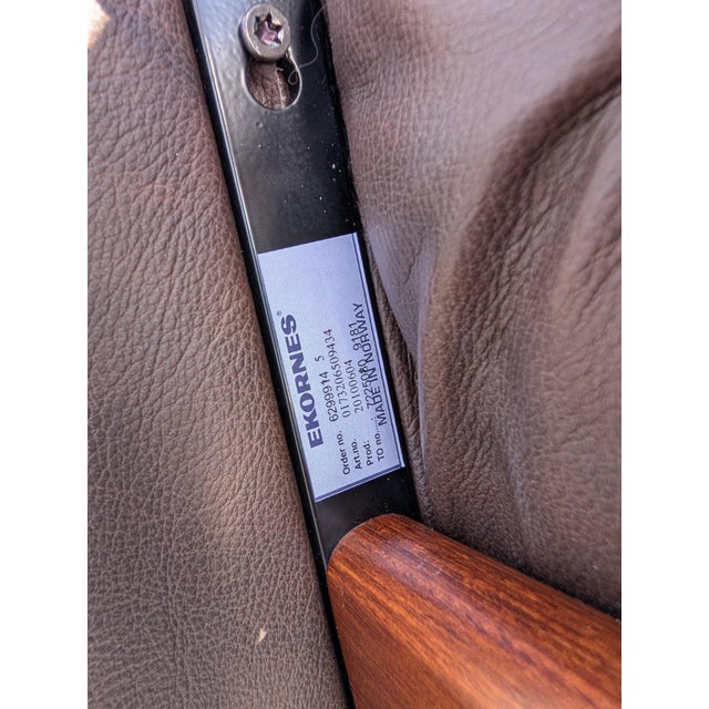 Vintage Ekornes Stressless Brown Leather Recliner and Ottoman Norway For Sale In Seattle - Image 6 of 17