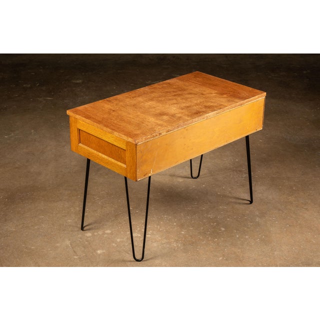 Mid-Century Danish Six-Drawer Card Catalog on Hairpin Legs For Sale In Chicago - Image 6 of 11