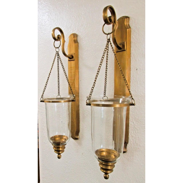 Traditional Antique Brass Hurricane Wall Candle Sconce Pair Attributed to Virginia Metalcrafters For Sale - Image 3 of 18