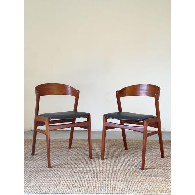 Danish Teak Dining Chairs attributed to Erik Kirkegaard for Høng Stole, 1960s, Set of 6 For Sale - Image 11 of 18