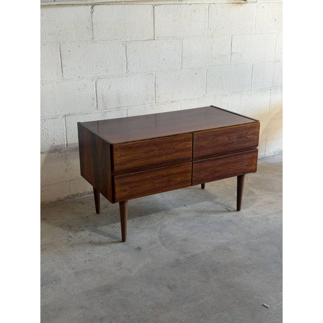 Vintage Danish Modern Rosewood 4 Drawer Dresser Chest Mid Century Scandinavian Cabinet For Sale - Image 10 of 10