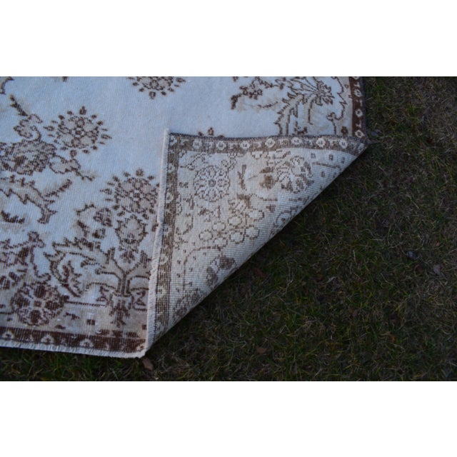 Vintage Floral Turkish Sparta Rug 3'10" X 7'1" For Sale - Image 10 of 11